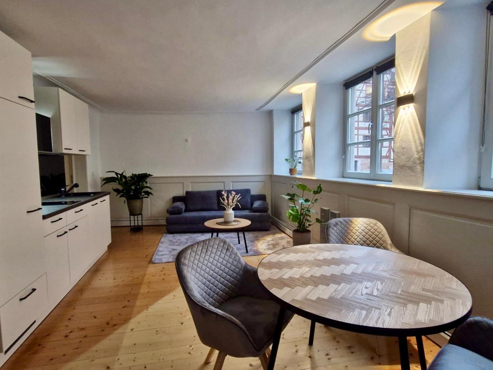 Altbau Charme In Der Nuernberger Innenstadt Exteriör bild
