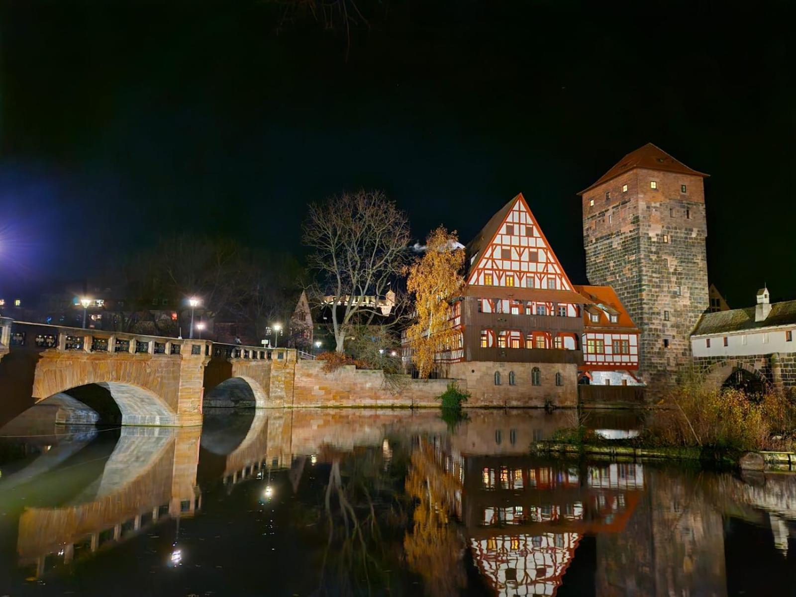 Altbau Charme In Der Nuernberger Innenstadt Exteriör bild